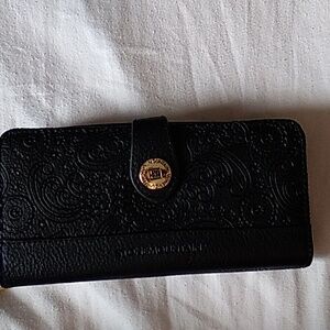 Stone mountain wallet